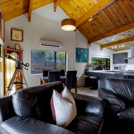 Kereru Cottage, Cosy Log Cabin, Serene Lake & Mountain Views 皇后镇 外观 照片